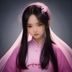 短剧行业分析师头像，年轻女性分析师专业形象